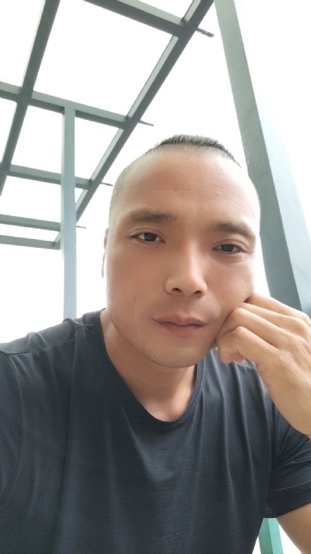 伯爵的第三张照片--云霄相亲网