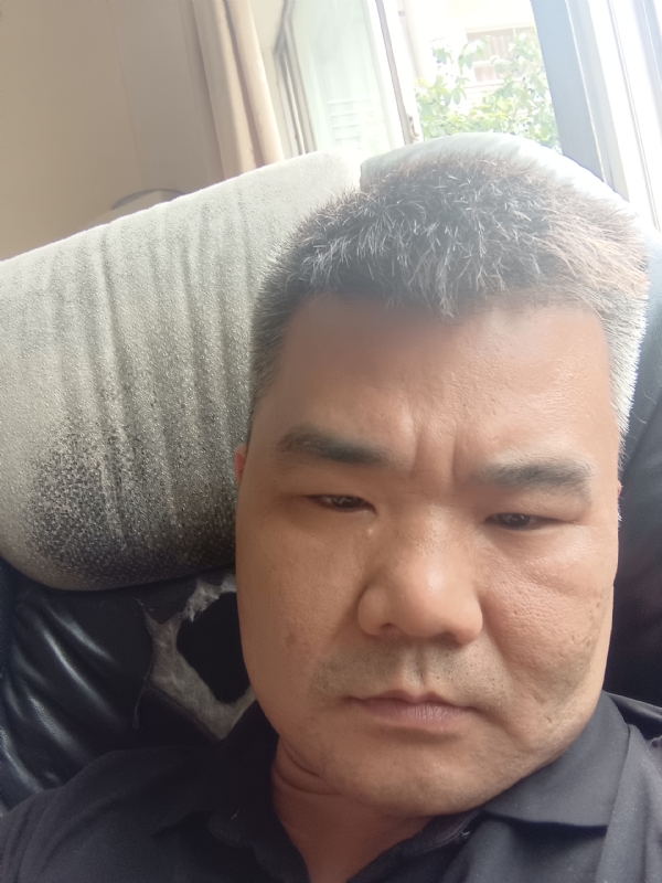 路人的第一张照片--云霄相亲网