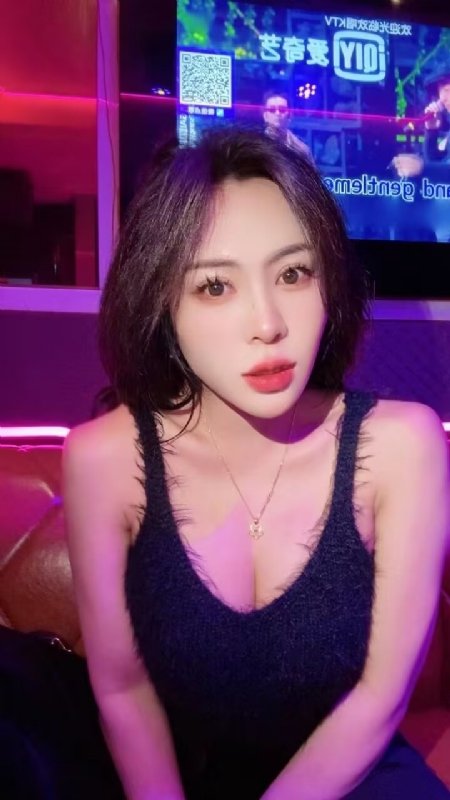 素素可月的第一张照片--云霄相亲网