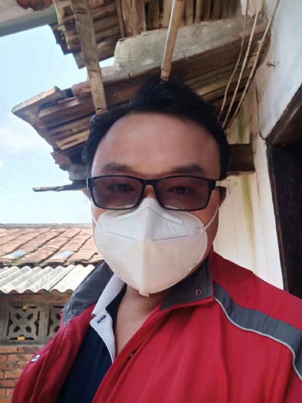 如影随形的第一张照片--云霄相亲网