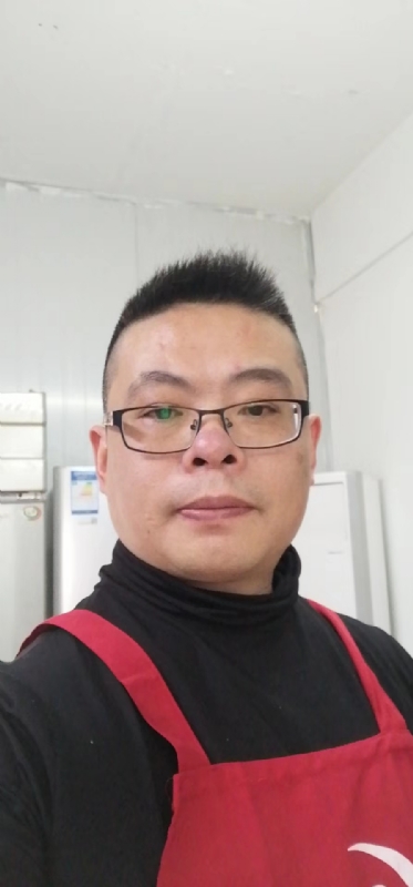 努力奋斗的第一张照片--云霄相亲网