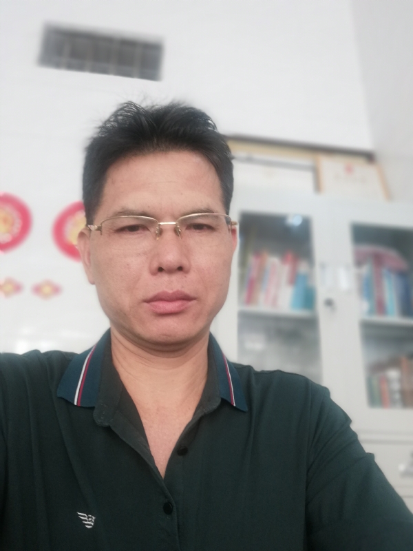 后视镜的第二张照片--云霄相亲网
