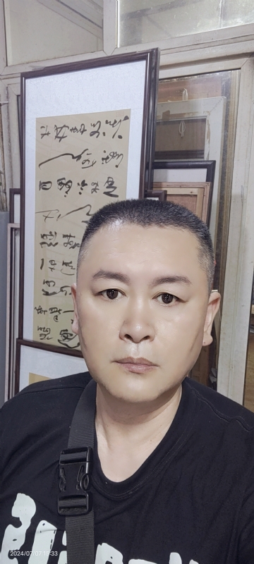 永恒的瞬间的第一张照片--云霄相亲网