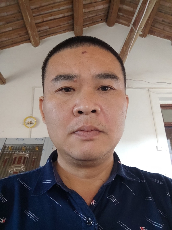 破碎的第一张照片--云霄相亲网