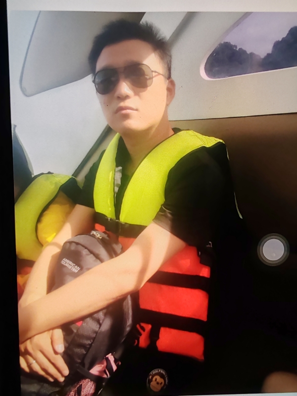 座看烟霞散的第一张照片--云霄相亲网