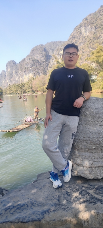 受过伤的狼的第三张照片--云霄相亲网