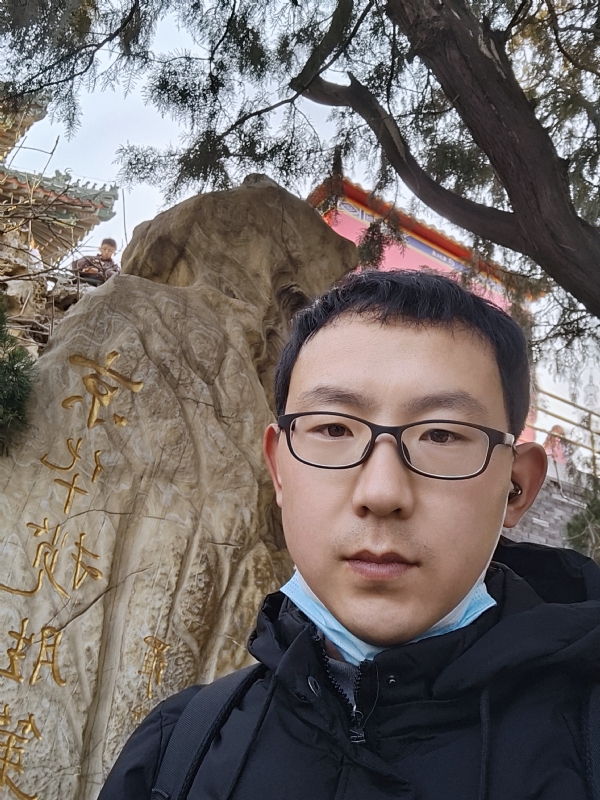 小徐要努力的第一张照片--云霄相亲网
