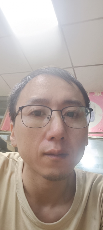 想胖的瘦子的第一张照片--云霄相亲网