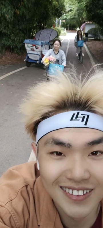 求安稳的第一张照片--云霄相亲网