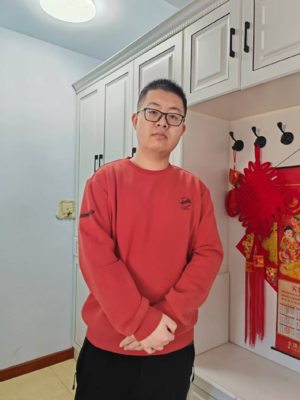 智慧的小胖的第一张照片--云霄相亲网