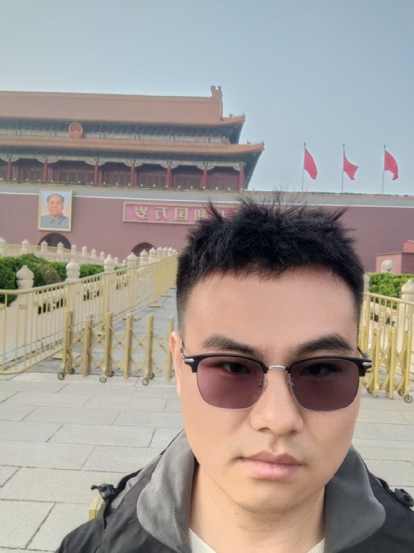 喧嚣的风的第一张照片--云霄相亲网